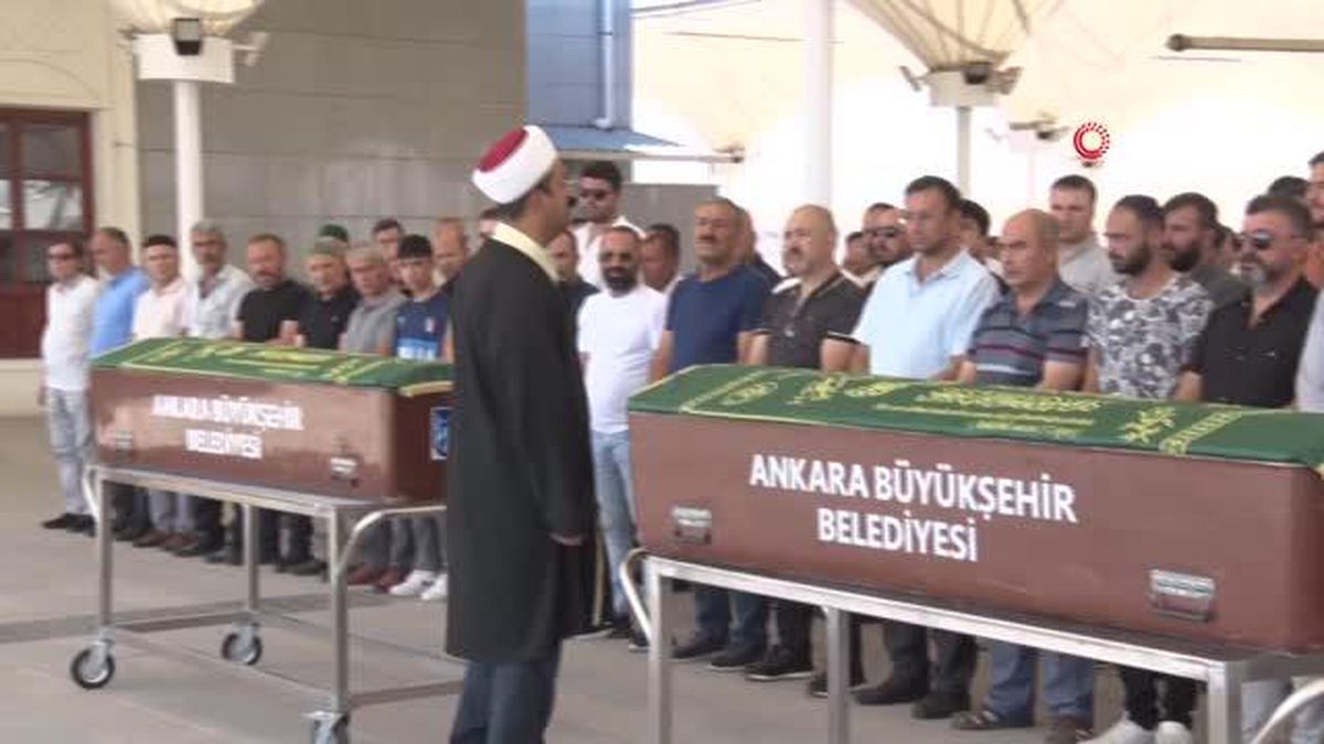 Ankara'da acı kaza...Yanlışlıkla oğlunu vuran baba intihar etti