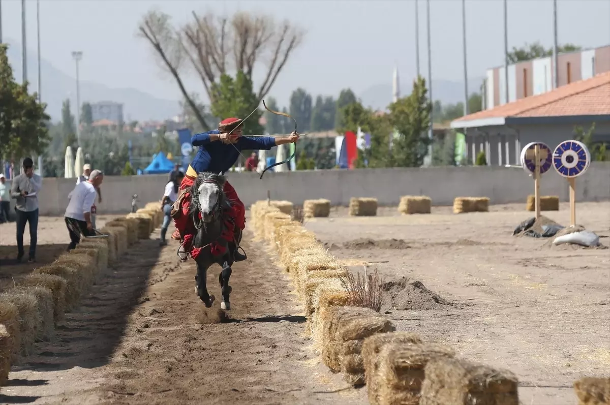 Atlı Okçuluk Milli Takımı'nın hedefi dünya şampiyonluğu