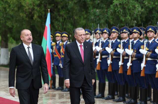 Cumhurbaşkanı Recep Tayyip Erdoğan ve İlham Aliyev görüştü Cumhurbaşkanı Recep Tayyip Erdoğan ve İlham Aliyev görüştü