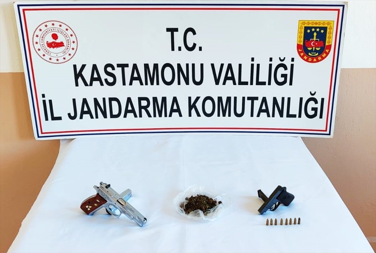 Kastamonu'da uyuşturucu operasyonu: 3 şüpheli gözaltına alındı
