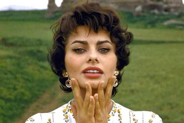 Sophia Loren hastaneye mi kaldırıldı, hastalığı nedir? Sophia Loren sağlık durumu nasıl?