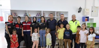Tokat Kadın Motosikletliler Kulübü, Çamlıbel Beldesi İlkokulu'na 1000 hikaye kitabı bağışladı