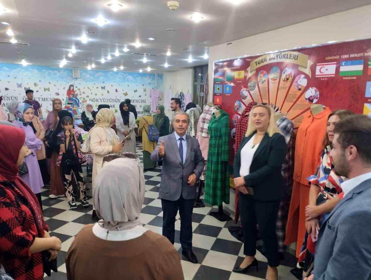 Ankara'da Toplum Temelli Yerel İnisiyatifler Projesi Sergisi Düzenlendi