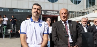 Anadolu Efes Kulübü ile Anadolu Isuzu arasında partnerlik anlaşması yenilendi