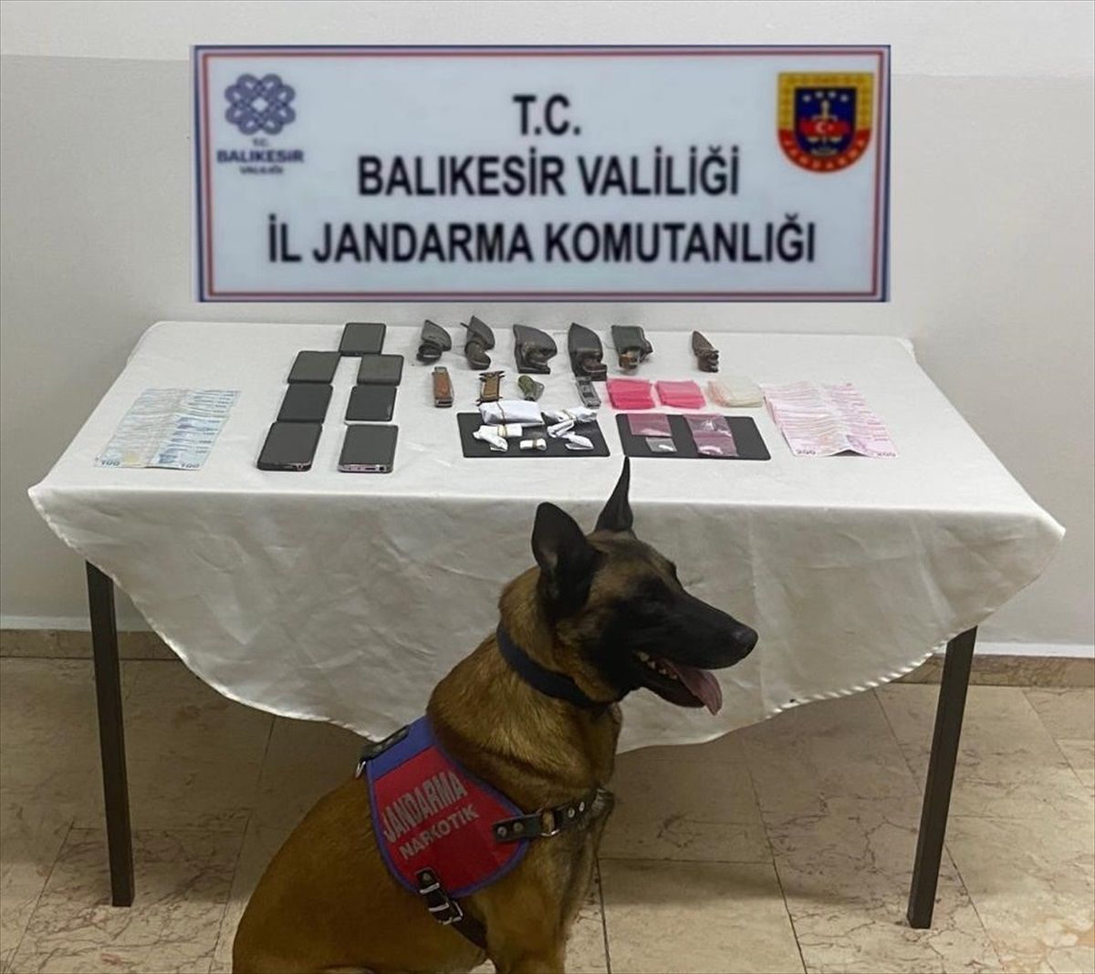 Balıkesir'de Uyuşturucu Operasyonunda 7 Şüpheli Gözaltına Alındı