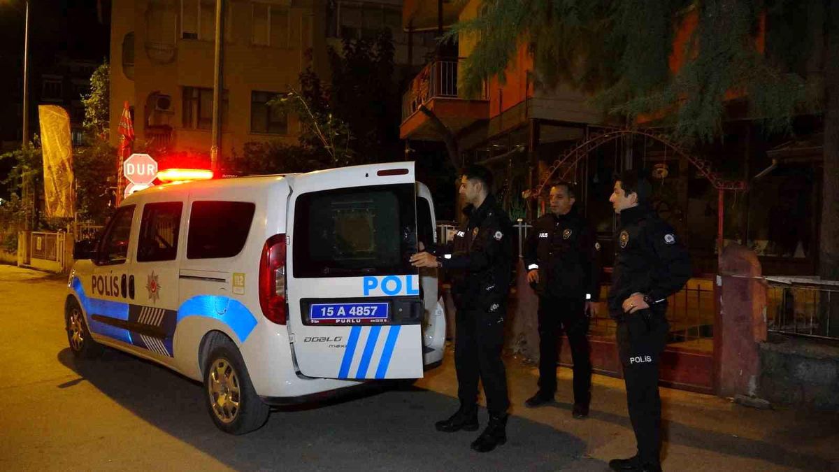 Burdur'da Plaka Tanıma Sistemi ile yakalanan aranan şahıs gözaltına alındı