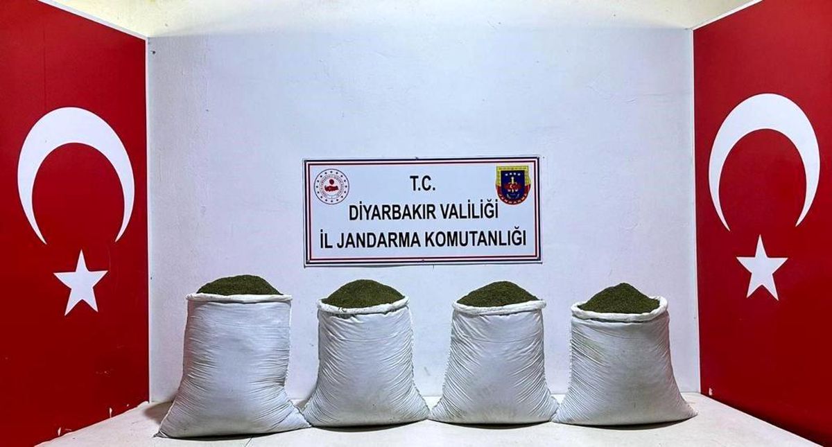 Diyarbakır'da yapılan operasyonda 117 kilo esrar ele geçirildi
