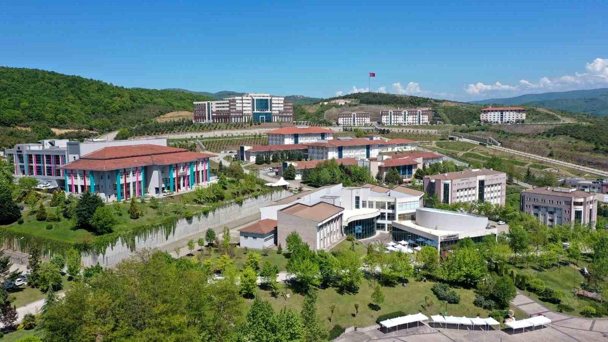 Düzce Üniversitesi Türkiye'de 43. sırada yer aldı
