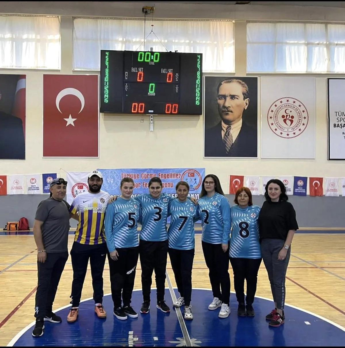 Eskişehir Görme Engellilerspor Kulübü kupa için Karaman'a gitti