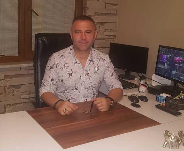 Gece kulübü işletmecisi otoparkta infaz edilmişti! Şüpheli cinayet anını canlı olarak yayınlamış Gece kulübü işletmecisi otoparkta infaz edilmişti! Şüpheli cinayet anını canlı olarak yayınlamış