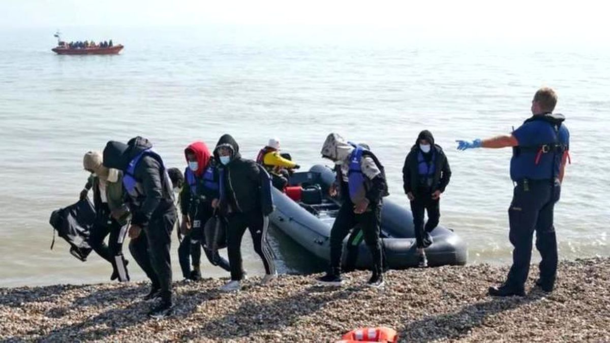 İngiltere İçişleri Bakanı Mültecilik Sözleşmesi'ni Değiştirmek İstiyor