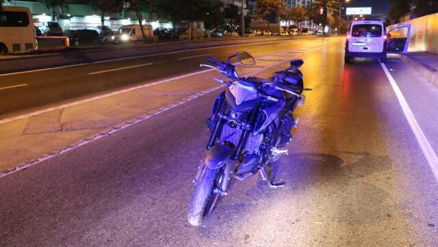 İzmir'de motosiklet kazasında matematik öğretmeni hayatını kaybetti İzmir'de motosiklet kazasında matematik öğretmeni hayatını kaybetti