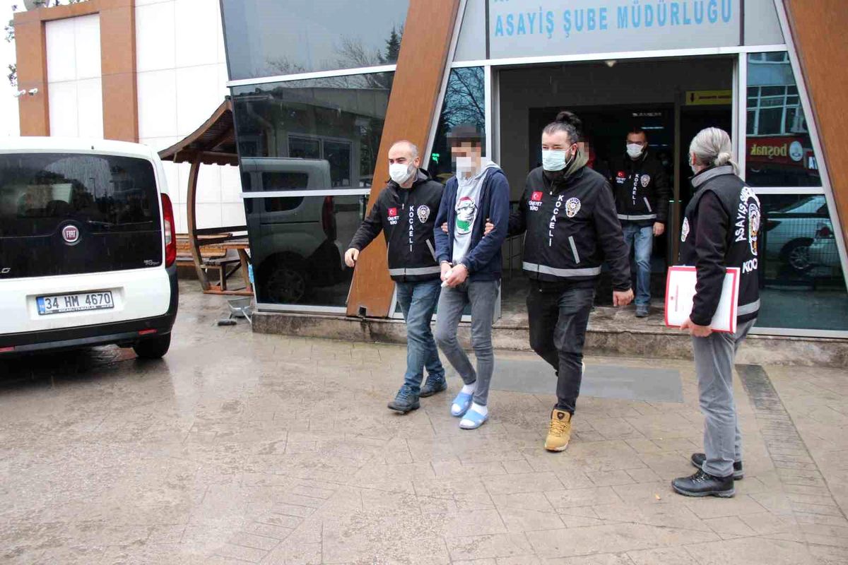 Kocaeli'de Tavuk Kavgası Davasında Karar: 3 Sanığa 15 Yıl Hapis