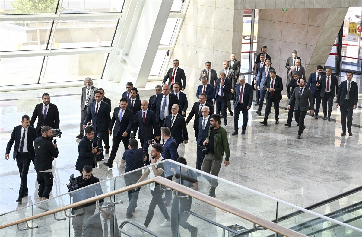 Yüksek hızlı trenlerle bu yıl 12,5 milyon yolcu taşınacağı öngörülüyor