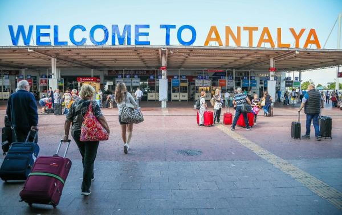 Antalya, 8 ayda yüzde 19,45 artışla 10 milyon 835 bin 204 ziyaretçi ağırladı