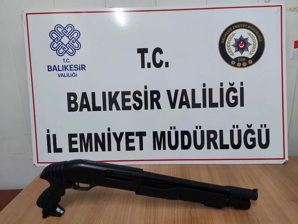Balıkesir'de Asayiş Uygulaması: 31 Şahıs Gözaltına Alındı