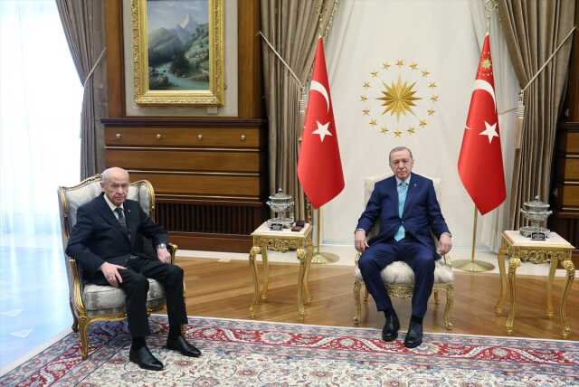 Beştepe'de sürpriz görüşme! Cumhurbaşkanı Erdoğan ve Bahçeli bir araya geldi
