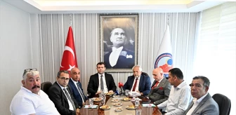 CHP Genel Başkan Yardımcısı Hasan Efe Uyar, Birleşik Kamu-İş Konfederasyonu'na ziyarette bulundu