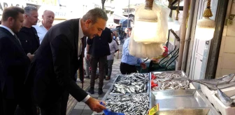 Abdulhamit Gül, Bartın'da Balıkçı Dükkanını Ziyaret Etti