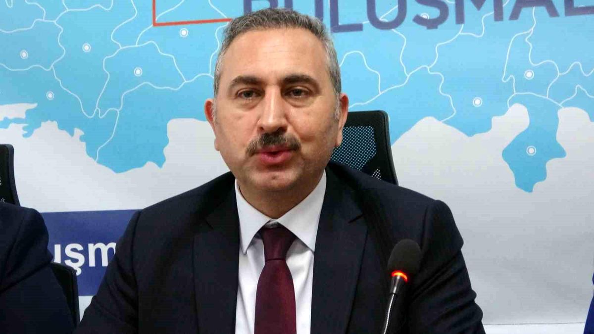 Eski Bakan Gülden yeni bakanın memleketi Bartın'dan sivil anayasa çağrısı