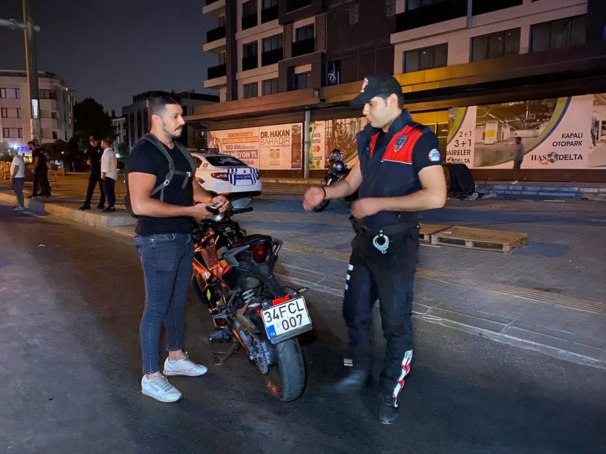 İstanbul'da motosiklet sürücülerine yönelik denetim yapıldı
