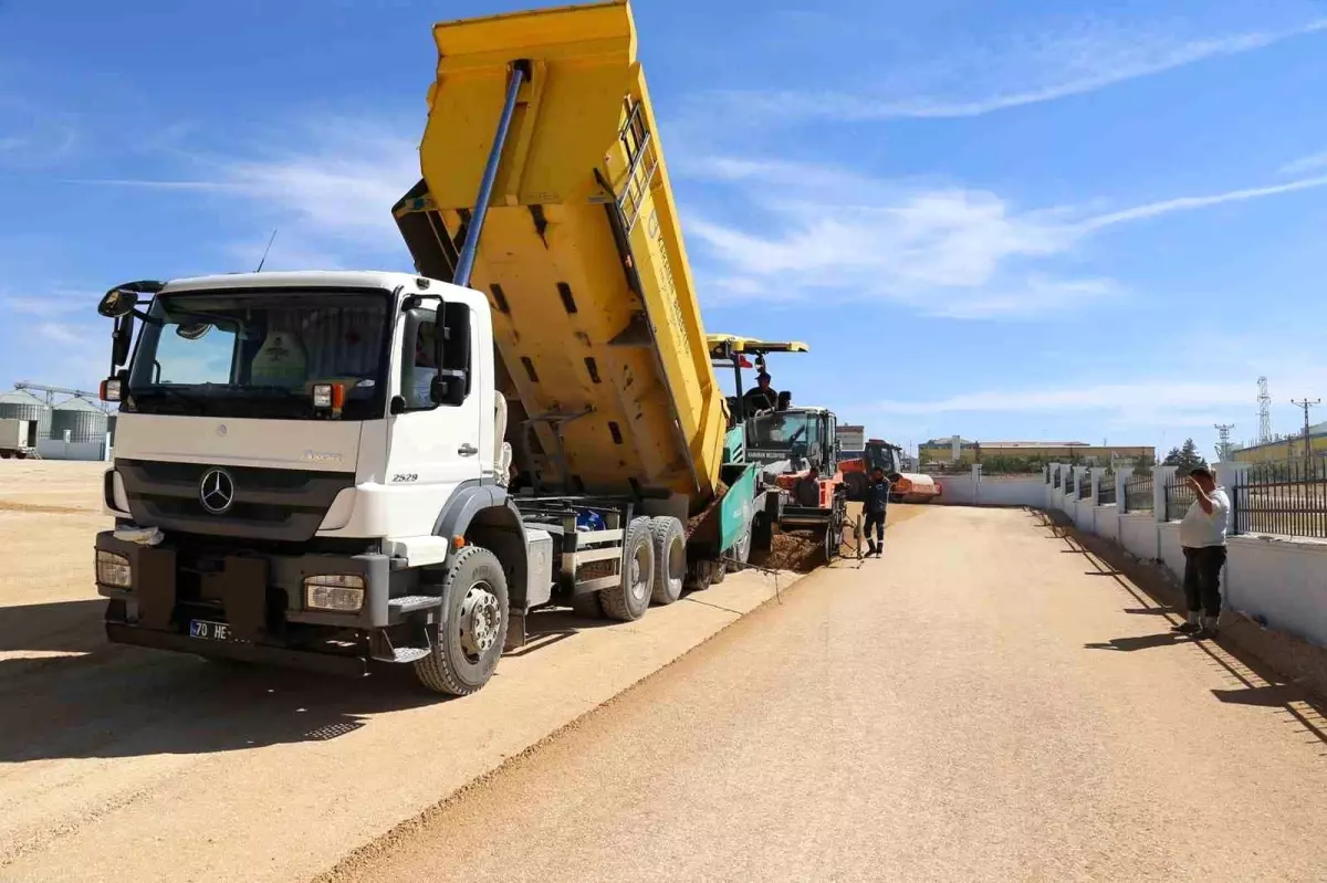 Karaman Belediyesi Yeni Kamyon Garajı İnşaatı Devam Ediyor