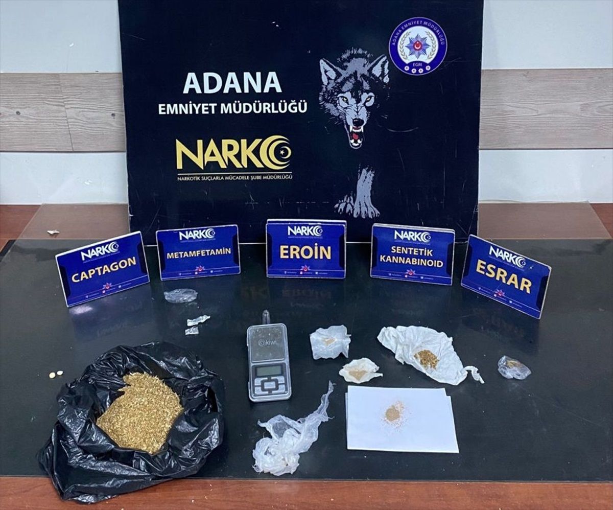 Adana'da Uyuşturucu Satıcıları Tutuklandı