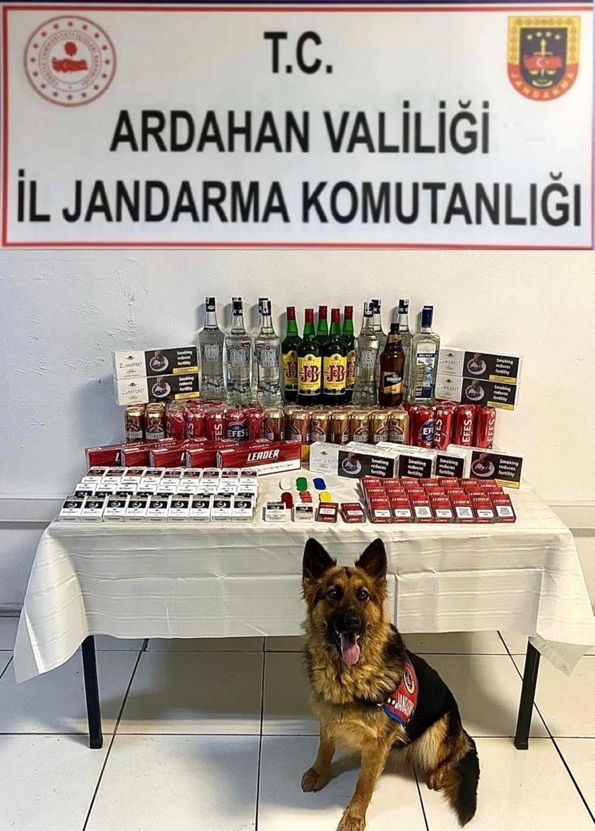 Ardahan'da Kaçak Sigara ve Alkol Operasyonu