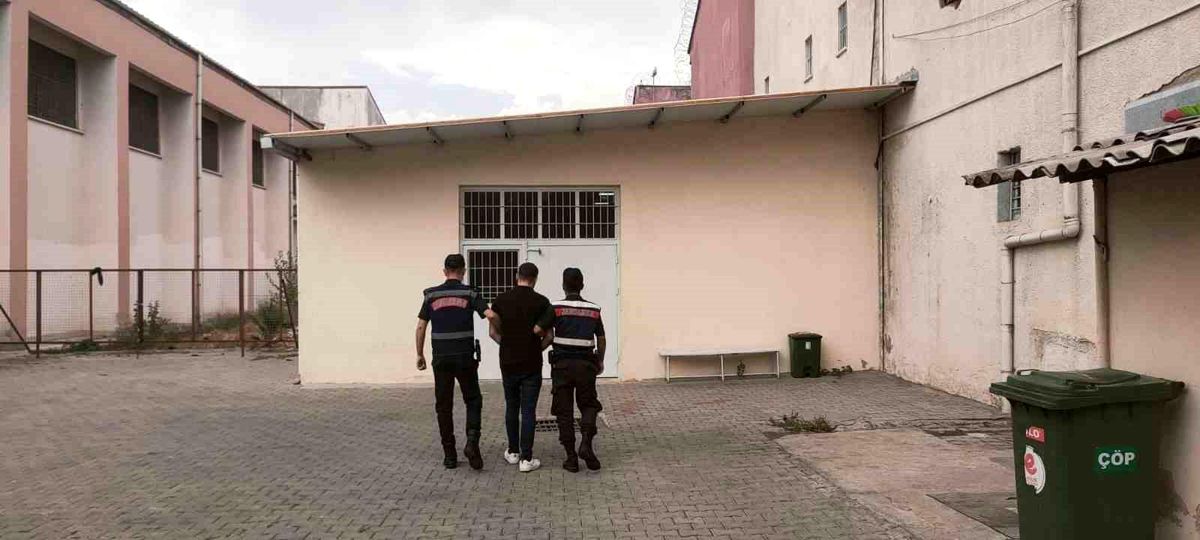 Beş ilde dolandırıcılık suçundan aranan şahıs Aydın'da yakalandı