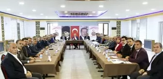 Çorum Valisi Dağlı, Laçin'de kurum müdürleriyle toplantı yaptı