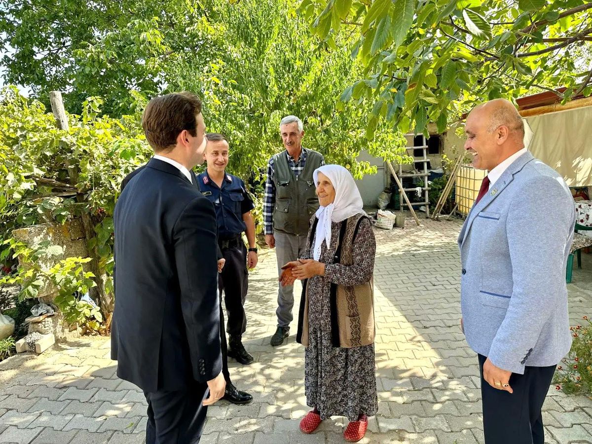 Kaymakam Nas, şehit ailesinin taleplerini dinledi