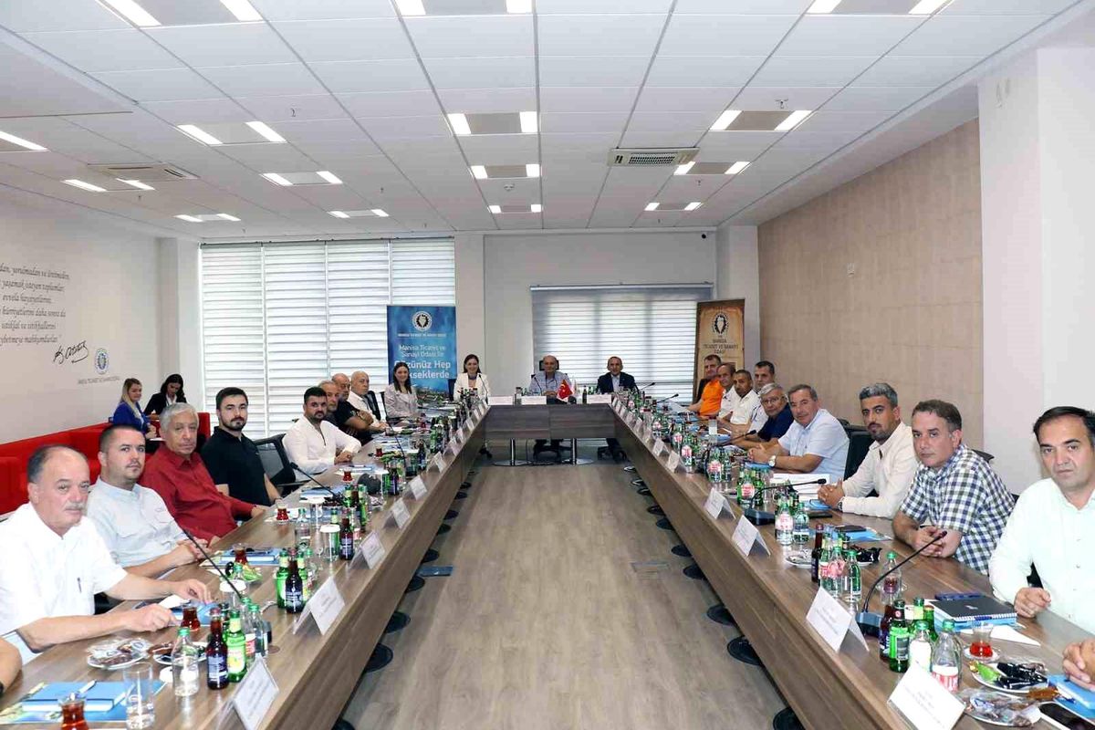 Manisa Ticaret ve Sanayi Odası Meslek Komiteleri Müşterek İstişare Toplantısı Gerçekleştirildi