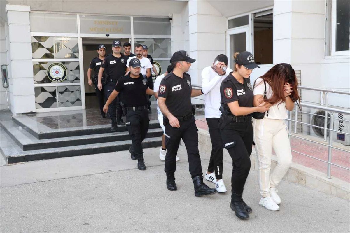 Mersin'de dolandırıcılık operasyonu: 6 şüpheli gözaltına alındı