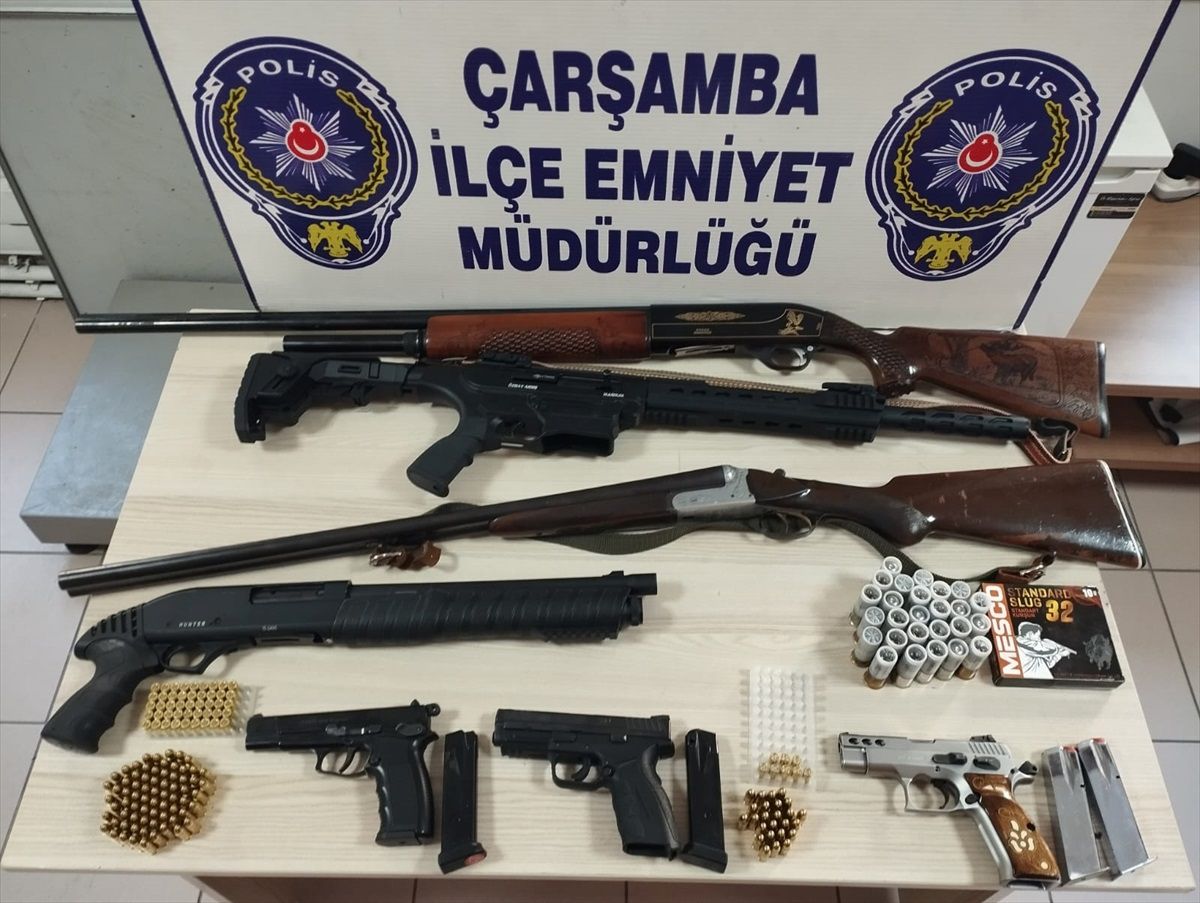 Samsun'da silahla havaya ateş açan 4 şüpheli yakalandı