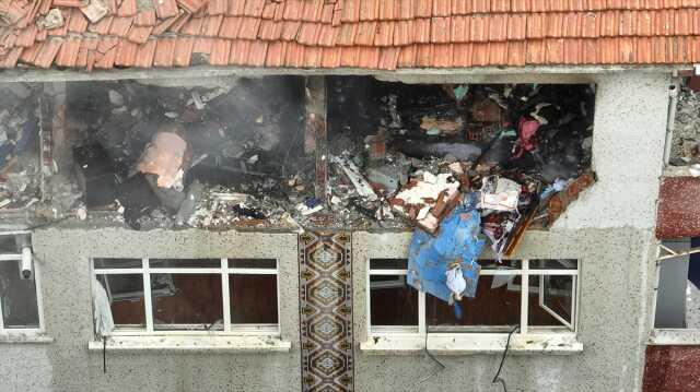 Son Dakika: İstanbul Şirinevler'de bir binadaki doğal gaz patlamasında can kaybı 3'e yükseldi