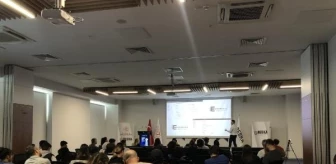 Bursa'da düzenlenen konferansta e-ticaret ve e-ihracatın geleceği masaya yatırıldı