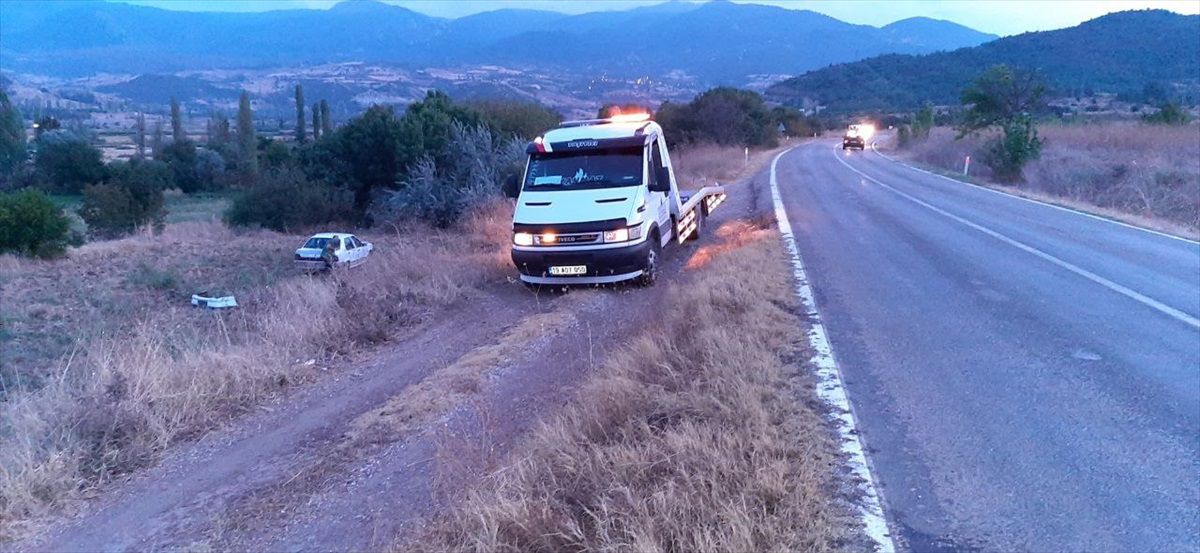 Çorum'un Dodurga ilçesinde otomobil kazası: 3 kişi yaralandı