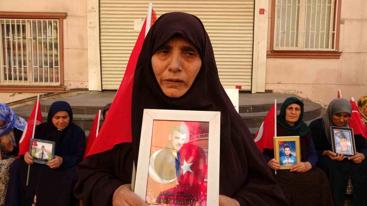 Diyarbakır'da Ailelerin Evlat Nöbeti Devam Ediyor