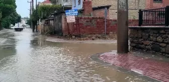 Çivril'de sağanak etkili oldu