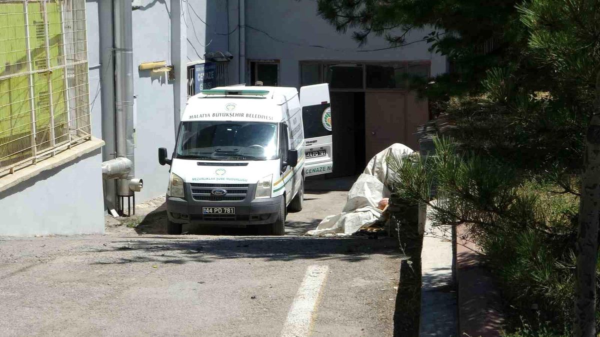 27 yaşındaki genç canına kıydı