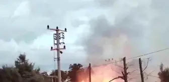 Hatay'ın Arsuz ilçesinde yıldırım düşmesi sonucu çıkan yangın söndürüldü