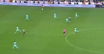 Bu sezon alev aldı! İrfan Can Kahveci'nin rakibine attığı çalım ağızları açık bıraktı