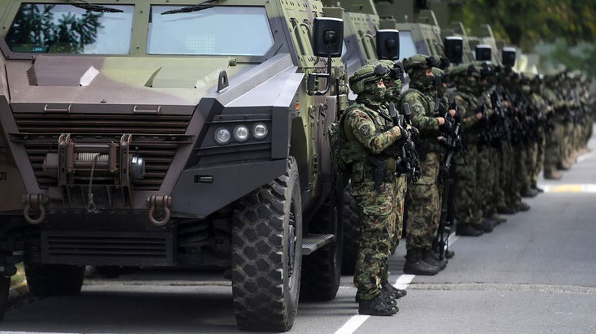 Kosova Cumhurbaşkanı Osmani, 'Arkasında Putin var' dediği Sırbistan'a net mesaj verdi: NATO güçleriyle çalışıyoruz