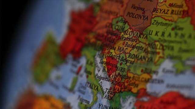 Kosova Cumhurbaşkanı Osmani'den Sırbistan'a net mesaj: Buna izin vermeyeceğiz Kosova Cumhurbaşkanı Osmani'den Sırbistan'a net mesaj: Buna izin vermeyeceğiz