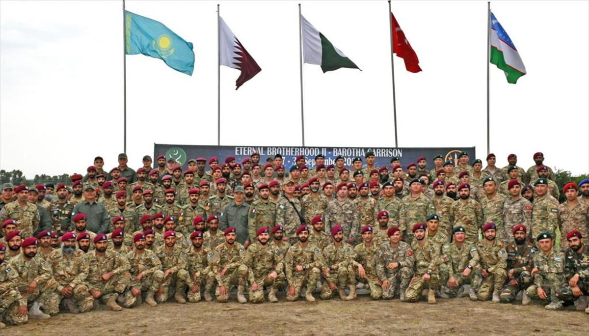 Pakistan'da Türkiye'nin de katıldığı 'Ebedi Kardeşlik-2' tatbikatı sona erdi