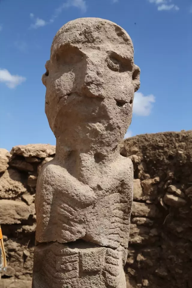 Şanlıurfa'da Neolitik Döneme Ait İnsan Heykeli Bulundu