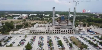 Uludağ Üniversitesi'ndeki devasa caminin kaba inşaatı bitiyor
