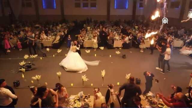 103 kişi hayatını kaybetmişti! Düğün salonundaki yangına ait yeni görüntüler ortaya çıktı 103 kişi hayatını kaybetmişti! Düğün salonundaki yangına ait yeni görüntüler ortaya çıktı