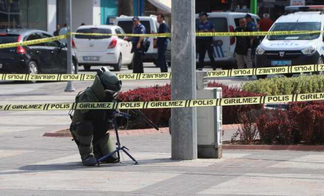 BBP Genel Başkanı Mustafa Destici'nin Denizli ziyaretinde şüpheli paket paniği yaşandı BBP Genel Başkanı Mustafa Destici'nin Denizli ziyaretinde şüpheli paket paniği yaşandı