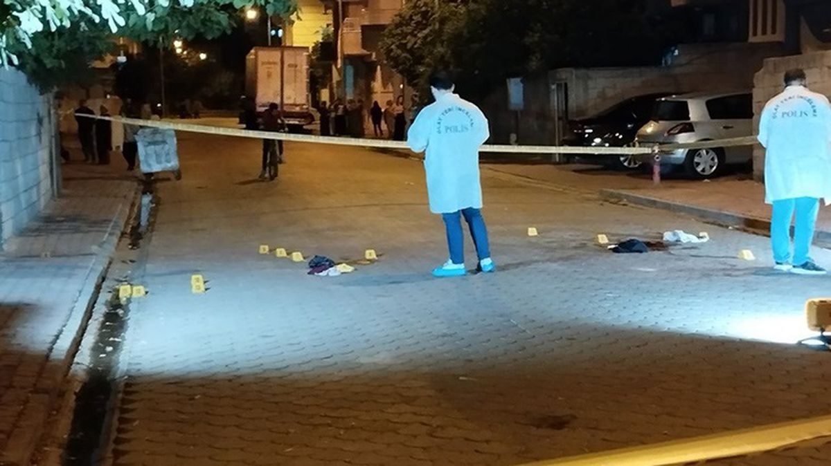 Eşini 2 çocuğunun gözü önünde öldürüp intihara kalkışan şahsın sosyal medyada paylaştığı görüntü ortaya çıktı: Kızıltepe kendini muhafaza etsin